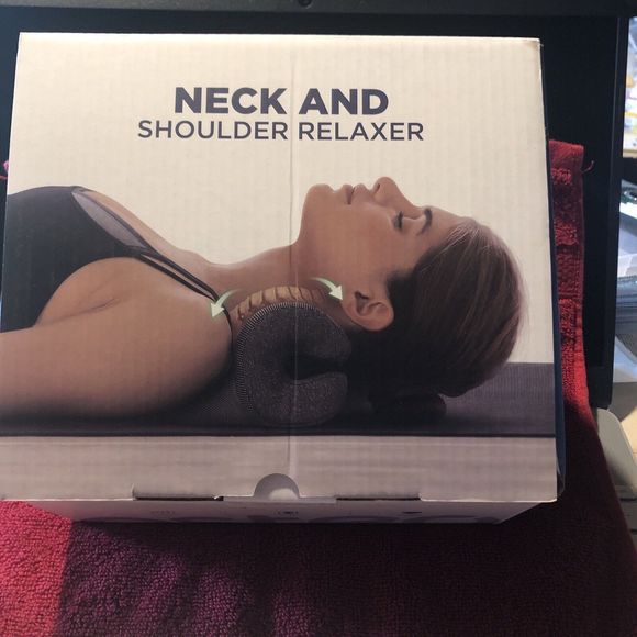 Neck and Shoulder Relaxer for Pain Relief, Two Side Use Neck Stretcher - Picture 3 of 6